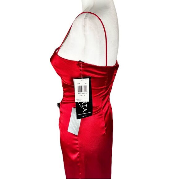 NWT Roberta Bridal Red Satin Column Gown | Size 3/4 - Picture 5 of 9